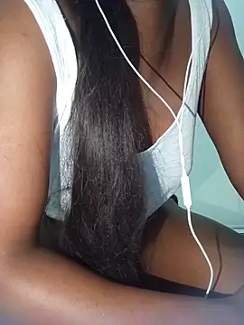 Snapshot of mirna96 chatting on 06-09-26, 05:46 mirna96 online show from 06-09-26, 05:46