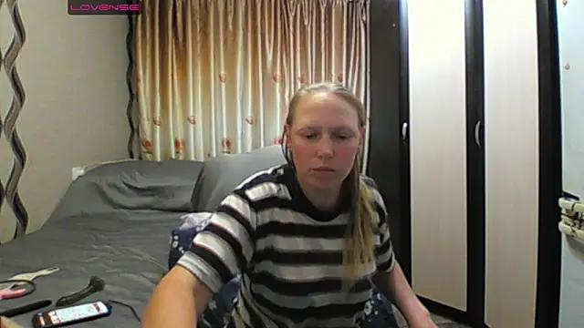 Snapshot of JenniDeep chatting on 05-31-26, 05:53 JenniDeep online show from 05-31-26, 05:53