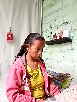 SindyHans online show from 11-24-25, 04:07