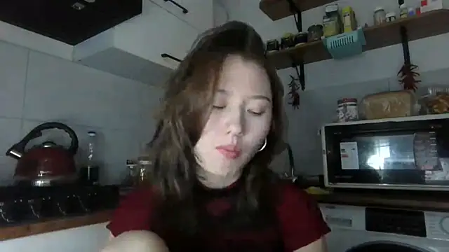 Snapshot of DeenaCaho chatting on 12-05-25, 02:36 DeenaCaho online show from 12-05-25, 02:36