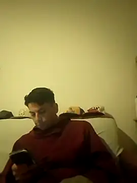 Snapshot of roddyron1n chatting on 06-02-26, 05:09 roddyron1n online show from 06-02-26, 05:09