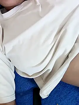 Asha devi90 online show from 04-21-26, 05:39