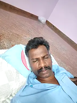 Snapshot of Paramkeerthi chatting on 06-01-26, 06:09 Paramkeerthi online show from 06-01-26, 06:09