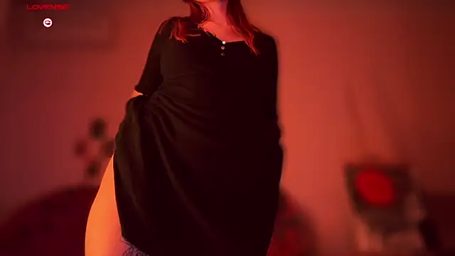 Snapshot of Margie_Dorene chatting on 11-30-25, 09:19 Margie Dorene online show from 11-30-25, 09:19