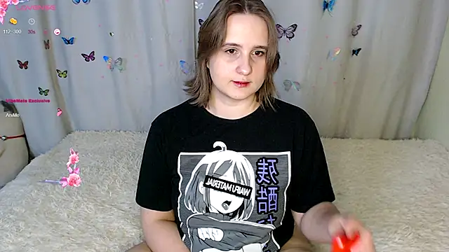 Snapshot of LightNea chatting on 11-29-25, 02:31 LightNea online show from 11-29-25, 02:31