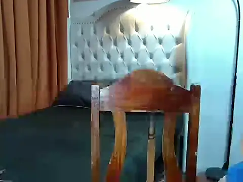 Snapshot of wild_tamarra chatting on 11-27-25, 03:19 wild tamarra online show from 11-27-25, 03:19