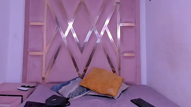 Kymasm online show from 02-20-26, 01:11