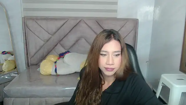 Evy Luxx v online show from 11-20-25, 04:12