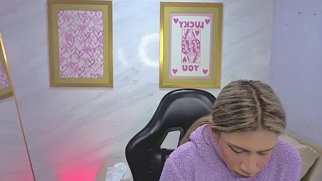 Evy Luxx v online show from 03-28-26, 03:39