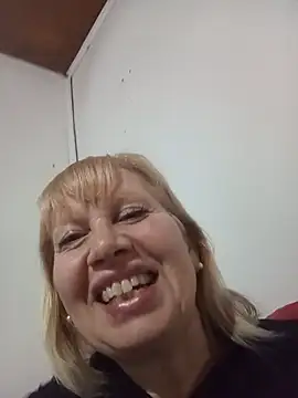 Snapshot of SexyMilf1211 chatting on 05-12-26, 12:08 SexyMilf1211 online show from 05-12-26, 12:08