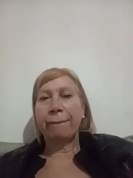 Snapshot of SexyMilf1211 chatting on 05-19-26, 10:54 SexyMilf1211 online show from 05-19-26, 10:54