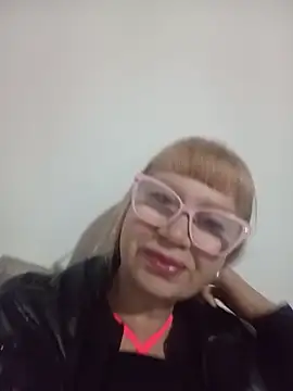 Snapshot of SexyMilf1211 chatting on 05-22-26, 11:27 SexyMilf1211 online show from 05-22-26, 11:27
