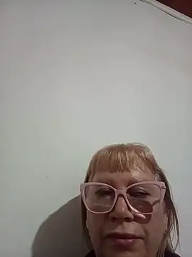 Snapshot of SexyMilf1211 chatting on 05-30-26, 11:18 SexyMilf1211 online show from 05-30-26, 11:18