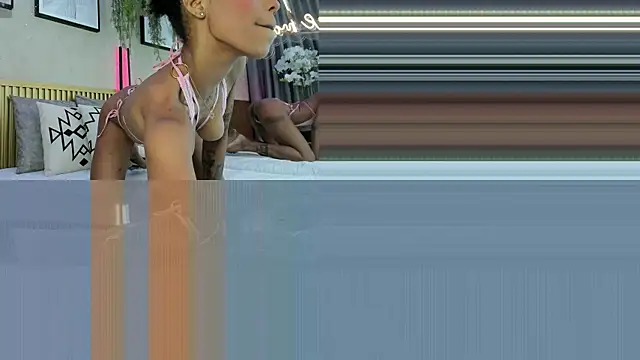 Snapshot of Gia_ricci_ chatting on 03-25-26, 04:18 Gia ricci online show from 03-25-26, 04:18