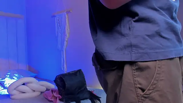 Seab trooy online show from 02-10-26, 04:16