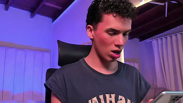 Seab trooy online show from 02-11-26, 03:11