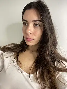 Snapshot of fer-nanda chatting on 05-24-26, 06:57 fer-nanda online show from 05-24-26, 06:57