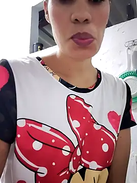 Snapshot of Mia_saaenz chatting on 12-13-25, 11:10 Mia saaenz online show from 12-13-25, 11:10