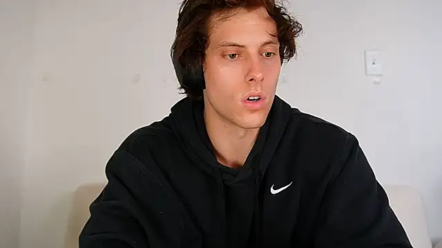 alex islivee online show from 04-01-26, 10:29