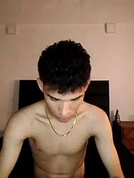 Luigi cumming1 online show from 01-17-26, 01:49