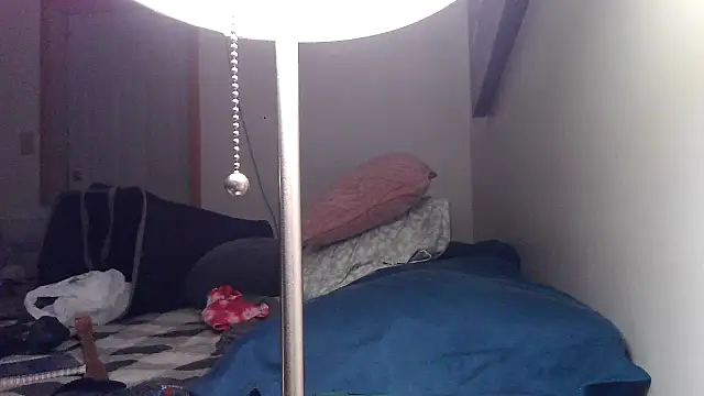 Snapshot of Redheadstud chatting on 02-10-26, 11:25 Redheadstud online show from 02-10-26, 11:25