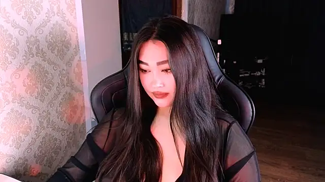 Snapshot of Emma_Uilson chatting on 01-14-26, 09:59 Emma Uilson online show from 01-14-26, 09:59