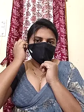 Snapshot of Indian_Telugu_Indhu chatting on 05-25-26, 02:45 Indian Telugu Indhu online show from 05-25-26, 02:45