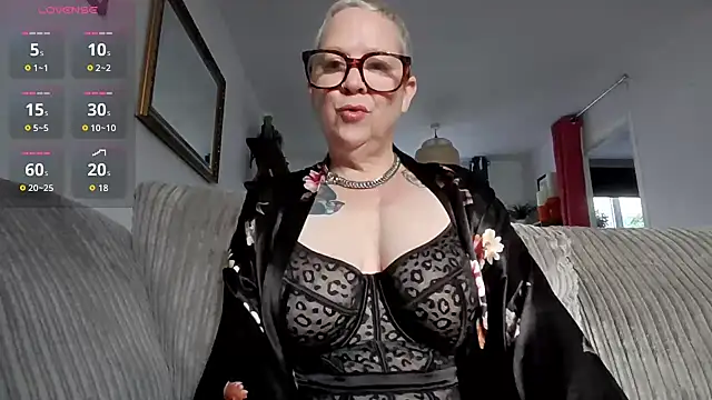 missyb x online show from 12-22-25, 10:12