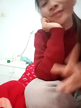 Snapshot of pitty_mymi chatting on 04-01-26, 01:41 pitty mymi online show from 04-01-26, 01:41