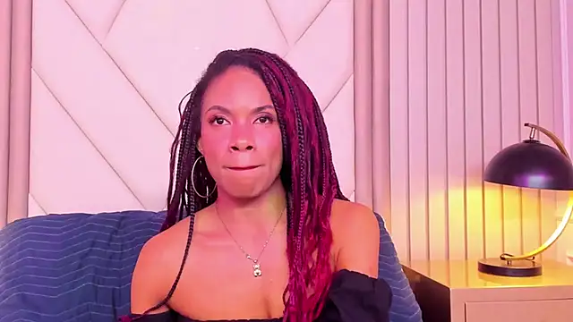 LailaDavidson online show from 04-25-26, 01:41