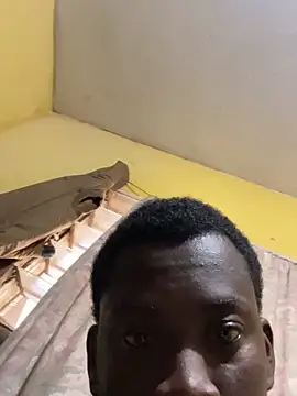 Snapshot of longmunya chatting on 11-14-25, 05:22 longmunya online show from 11-14-25, 05:22