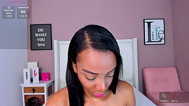 Snapshot of SandyAdaeze chatting on 12-04-25, 12:03 SandyAdaeze online show from 12-04-25, 12:03