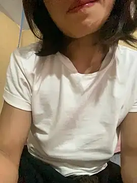 Trangbabylove online show from 07-26-26, 06:10