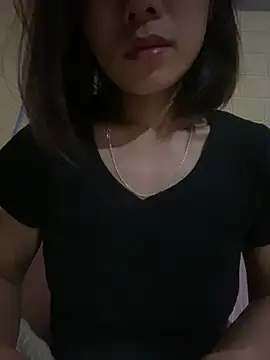 Trangbabylove online show from 07-28-26, 12:40