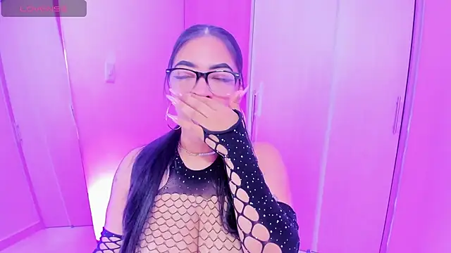 evelisse  online show from 04-21-26, 03:46