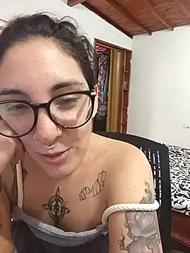 Melinerd online show from 11-21-25, 05:55