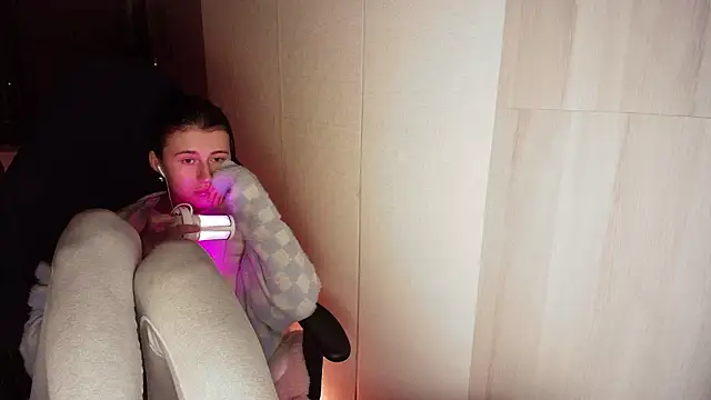 KristinaScott online show from 03-10-26, 08:14