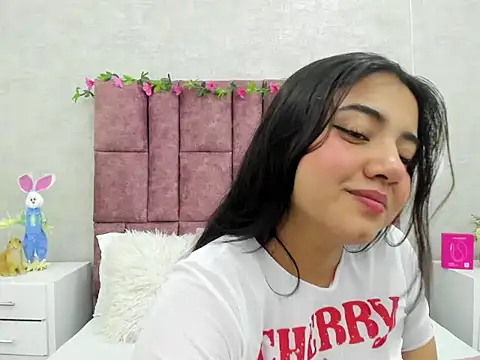 Snapshot of SalomeLee chatting on 05-20-26, 11:16 SalomeLee online show from 05-20-26, 11:16