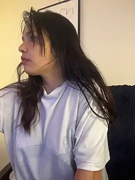 LaraDanverss online show from 04-02-26, 10:40