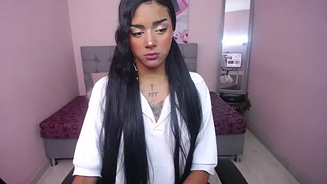 Milu carbajal x online show from 11-24-25, 08:41