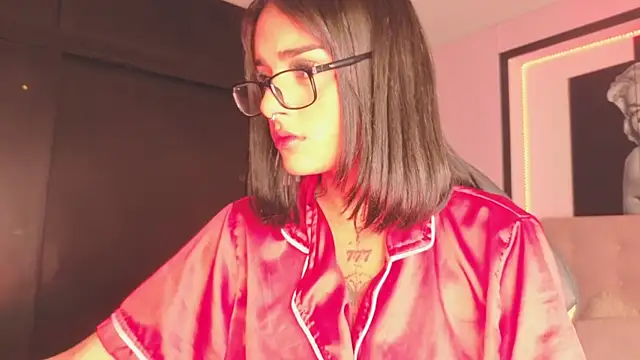 Milu carbajal x online show from 05-20-26, 04:51