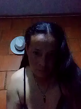 Snapshot of Deblin912 chatting on 11-15-25, 11:54 Deblin912 online show from 11-15-25, 11:54