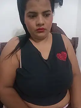 Snapshot of _QueenSofia_ chatting on 11-30-25, 02:15 QueenSofia online show from 11-30-25, 02:15