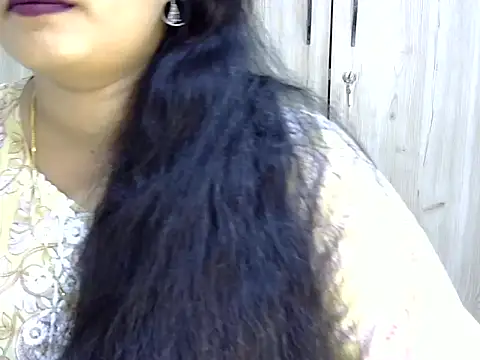 Muskan Jha online show from 04-06-26, 05:03