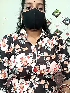 Desi Hot Queen online show from 03-05-26, 03:02