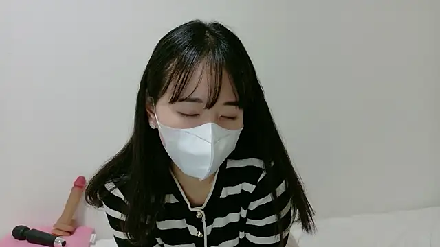 Snapshot of _sa_ra_ chatting on 12-21-25, 09:05 sa ra online show from 12-21-25, 09:05