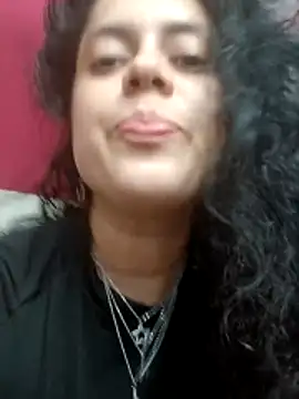 Lapeluda25 online show from 12-15-25, 08:02