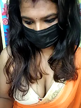 Snapshot of Premalatha_28 chatting on 11-23-25, 06:08 Premalatha 28 online show from 11-23-25, 06:08