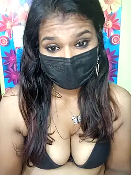 Snapshot of Premalatha_28 chatting on 11-24-25, 06:13 Premalatha 28 online show from 11-24-25, 06:13