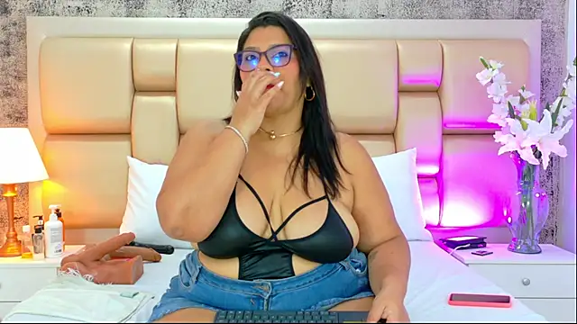 SelennaCooper online show from 01-08-26, 11:45